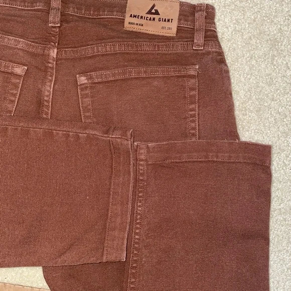 American Giant Mahogany Men’s Roughneck Slim Leg Stretch Canvas Jeans
34 x 30 - Picture 11 of 14